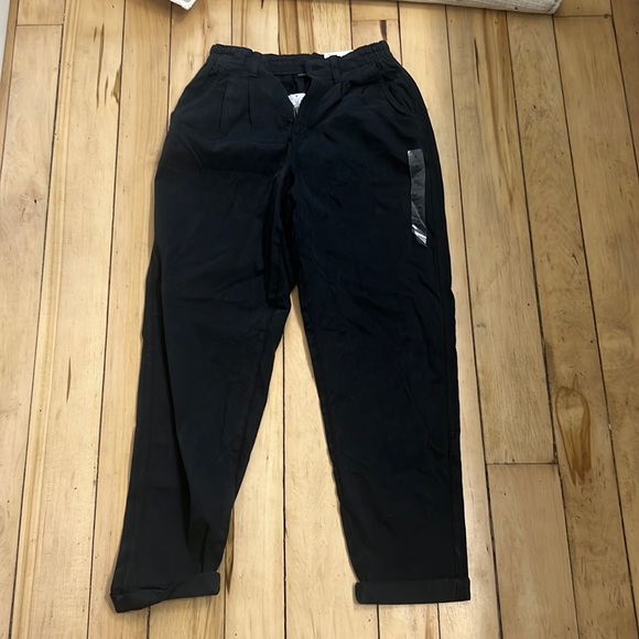American Eagle mom pant - Picture 1 of 4